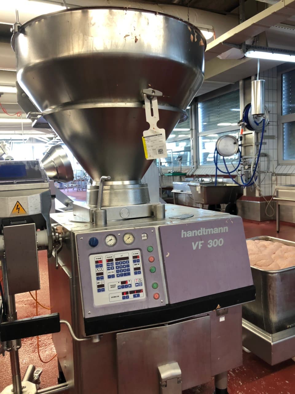 Handtmann FV 300 Mit drei Aufhängen linie